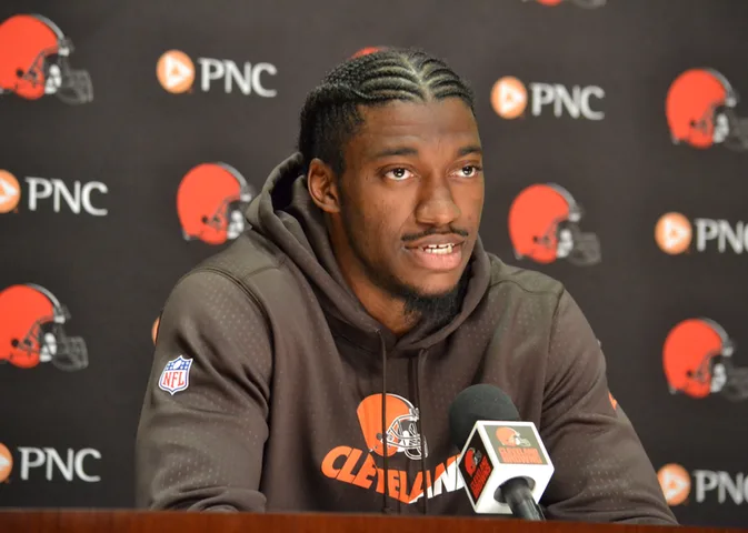 Robert Griffin III Biography: NFL Career, Heisman Trophy & Personal Life
